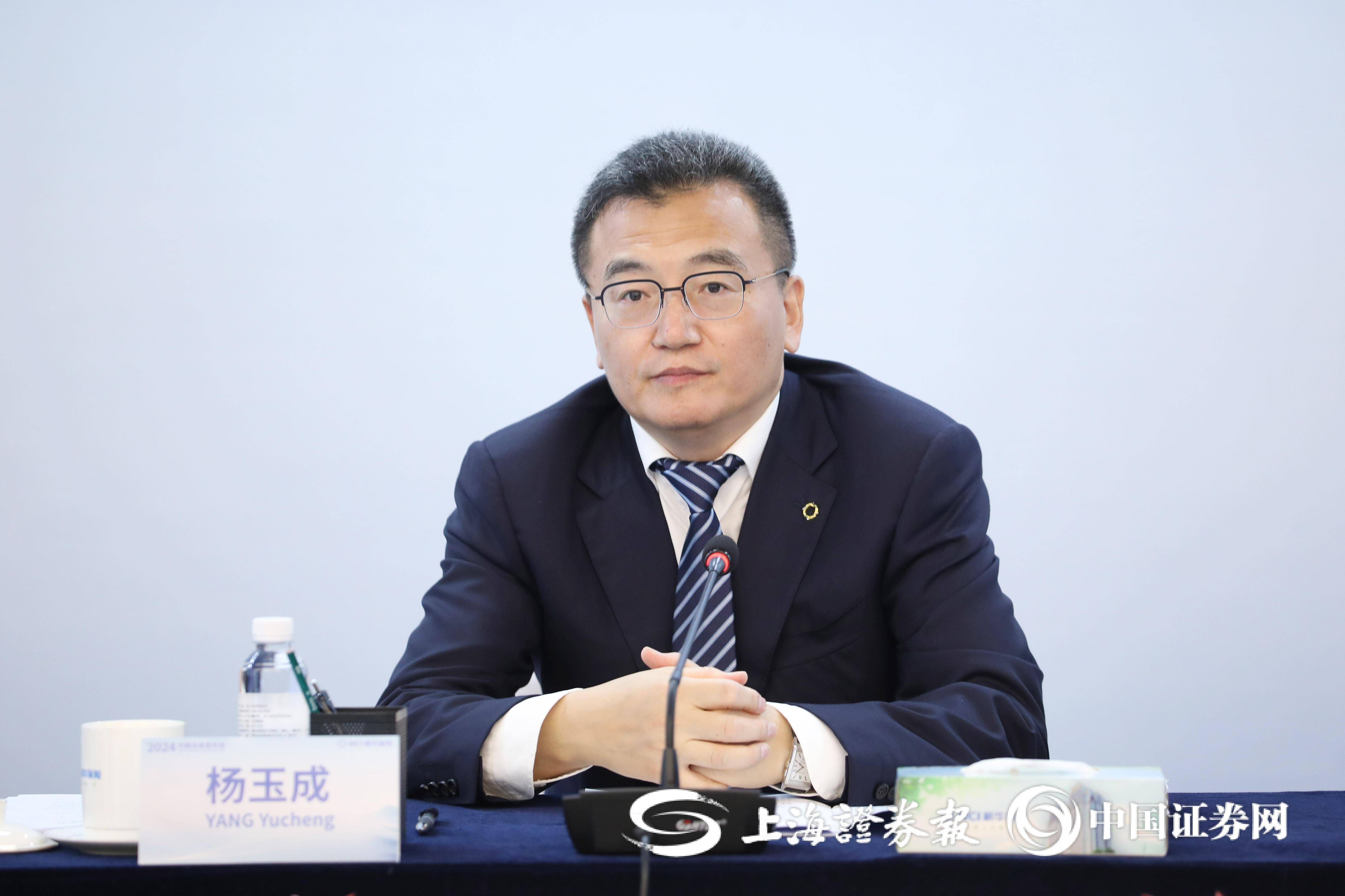 新华保险原董事长李全被提起公诉