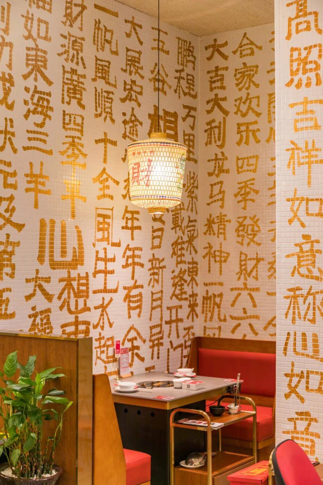 新时代的“新顶流”！分红险如何缔造银保业务“新范式”？