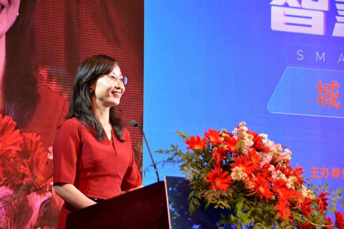 数据界“最强大脑”上演!川渝大数据产业第三届职工创新大赛决赛在雅安举行