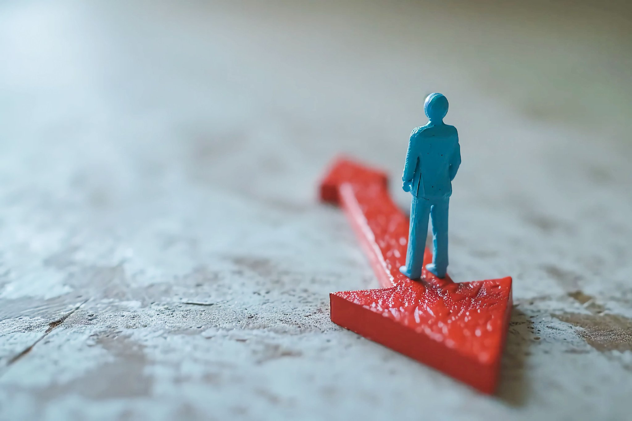 华安景气回报拟任基金经理金拓：深挖结构性机会 锚定三大方向