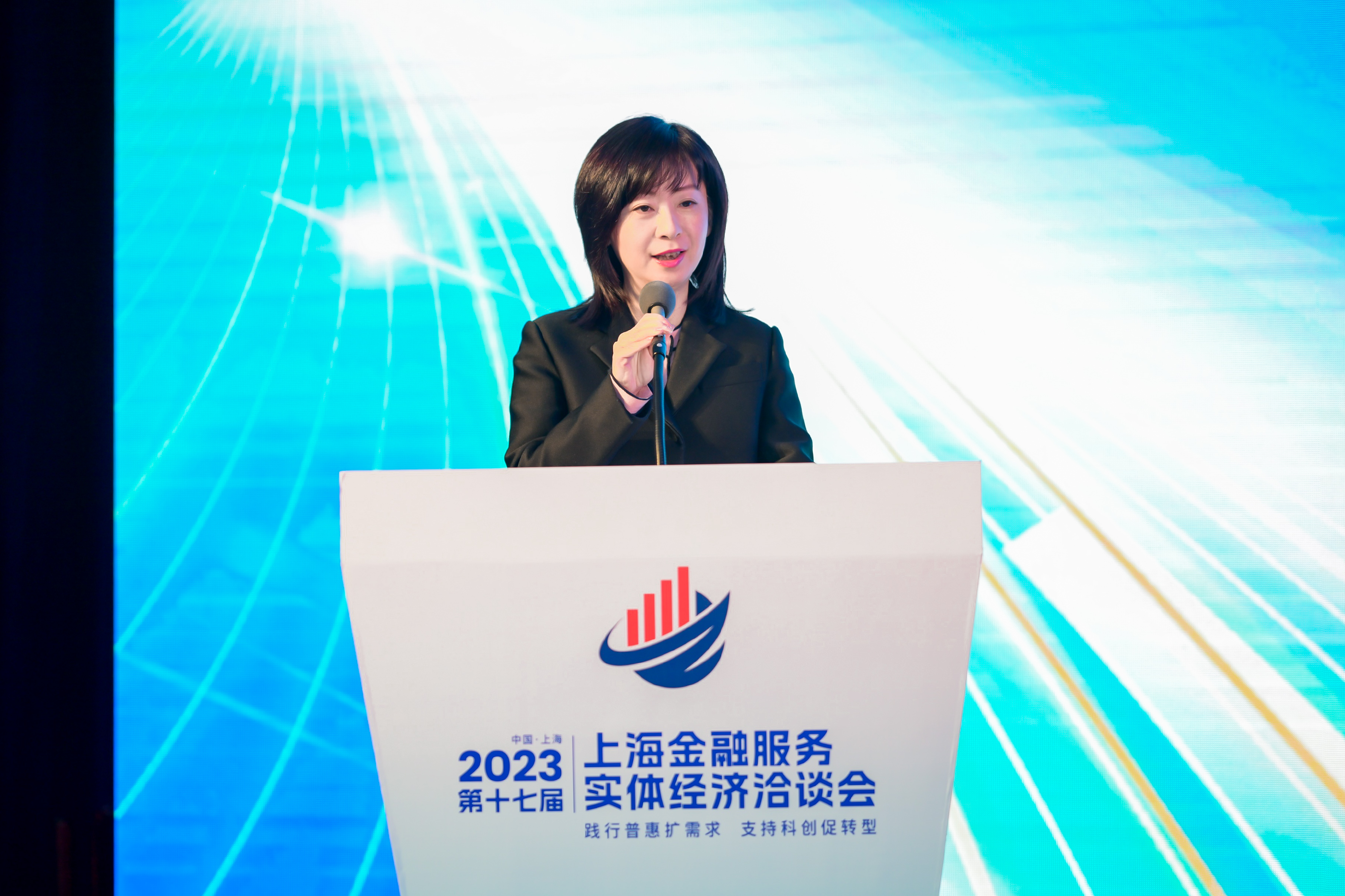 破冰普惠医疗险新赛道 看中国人寿如何托起湾区人民稳稳的幸福