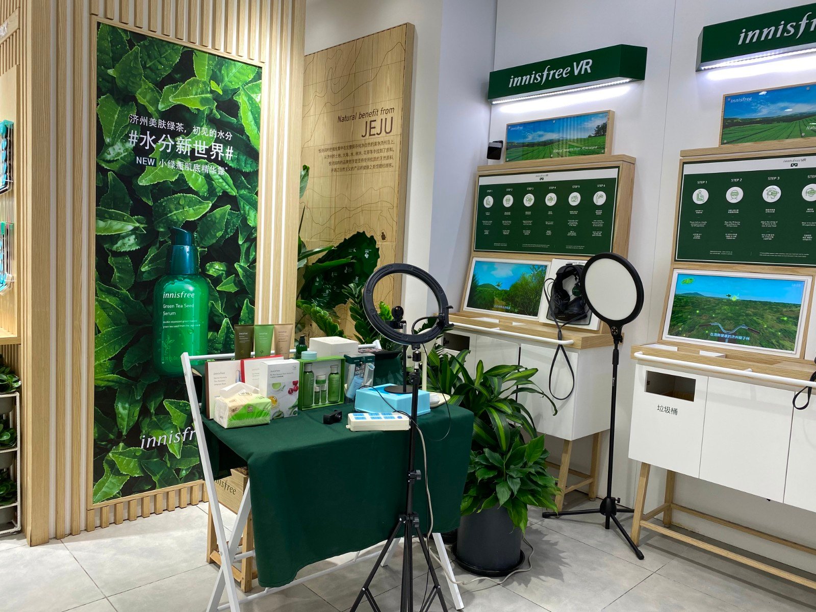 “新消费三姐妹”联袂翻倍上涨，消费主题基金迎来绝地反击，后劲还有多大？