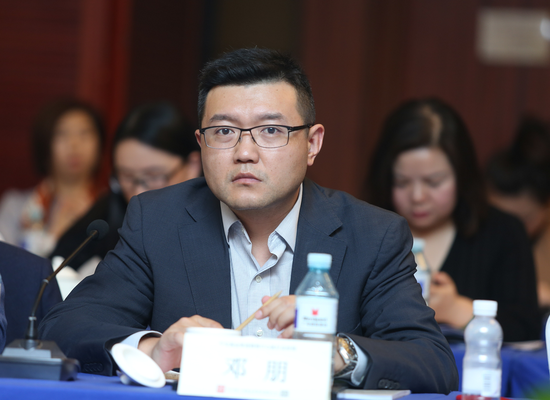 东方红资产管理 基金经理 李燕：孜孜不倦的绝对收益挖掘者，在严谨与细致中积累每一分回报