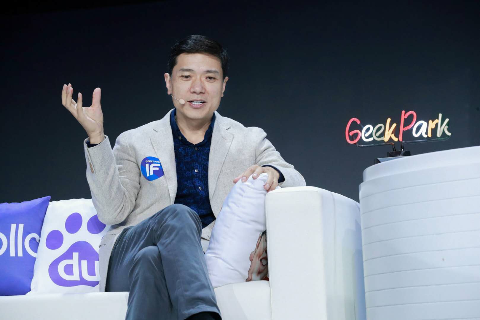 不及字节二十分之一？李彦宏要重写百度
