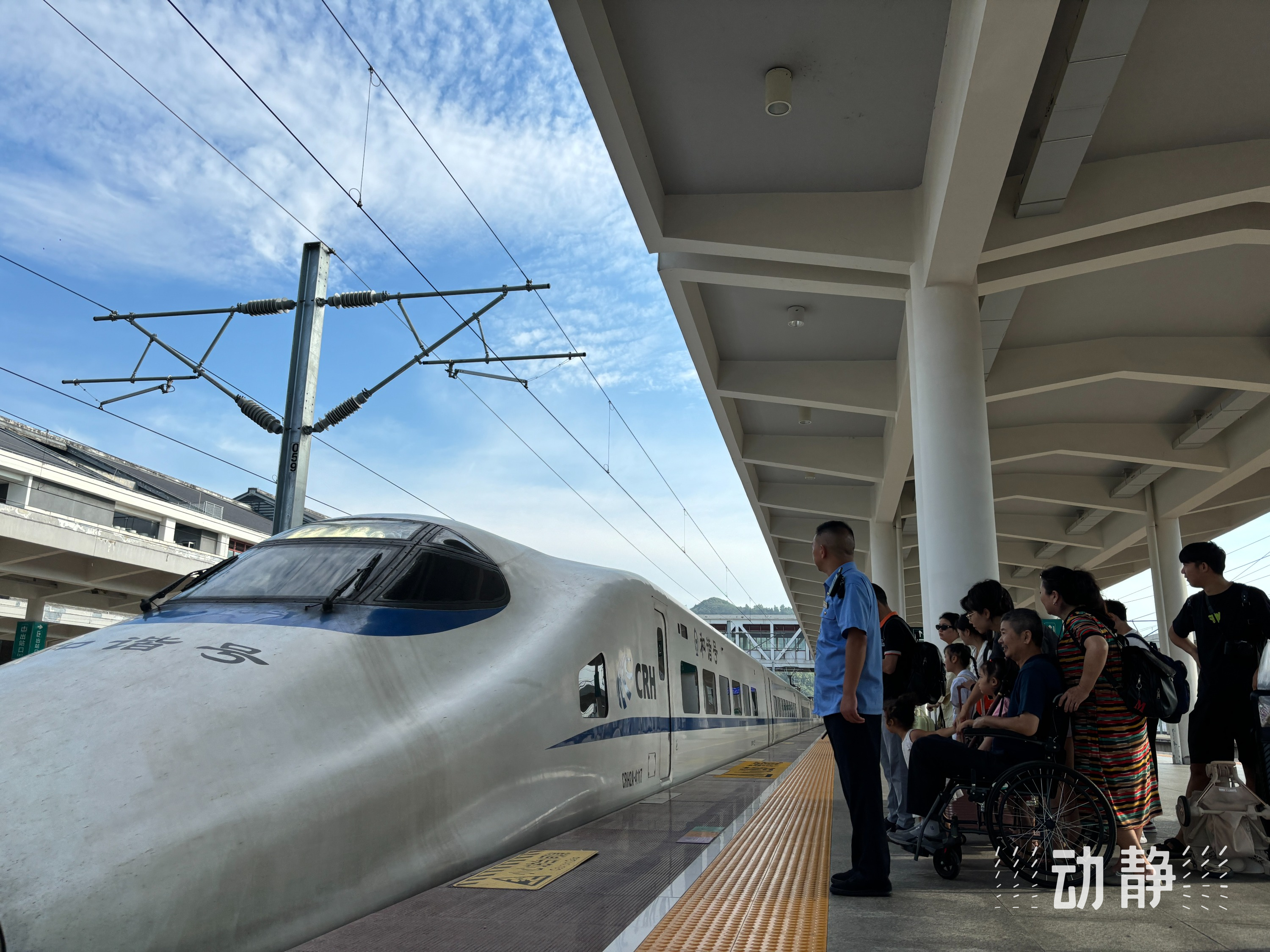 暑运收官 拱北口岸暑期迎客近2200万人次