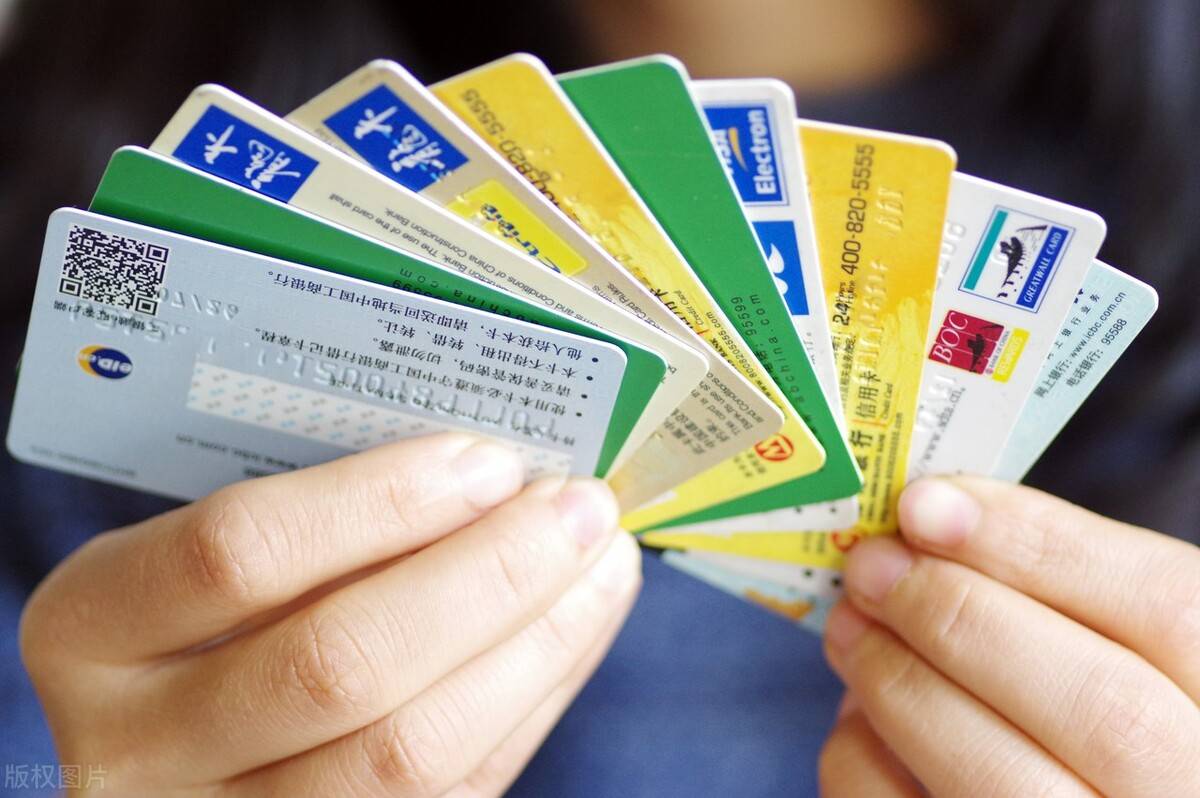 授信管理等多环节违规,浦发银行信用卡中心收320万元罚单