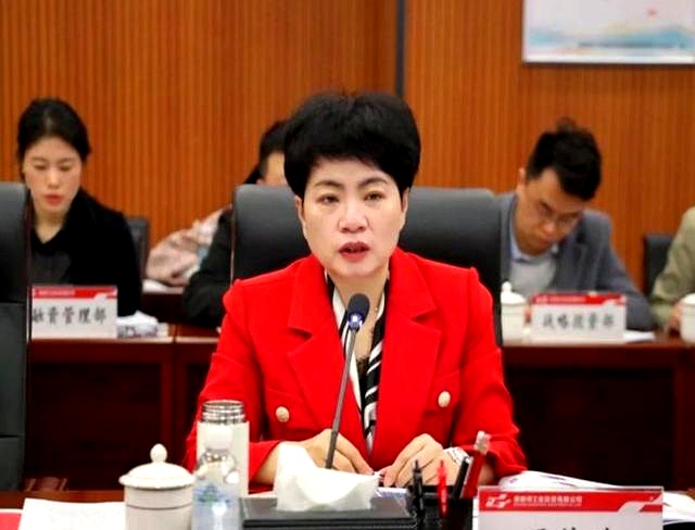 浙江千亿城商行罕见掌舵31年的董事长告退,在任14年的行长同步换人